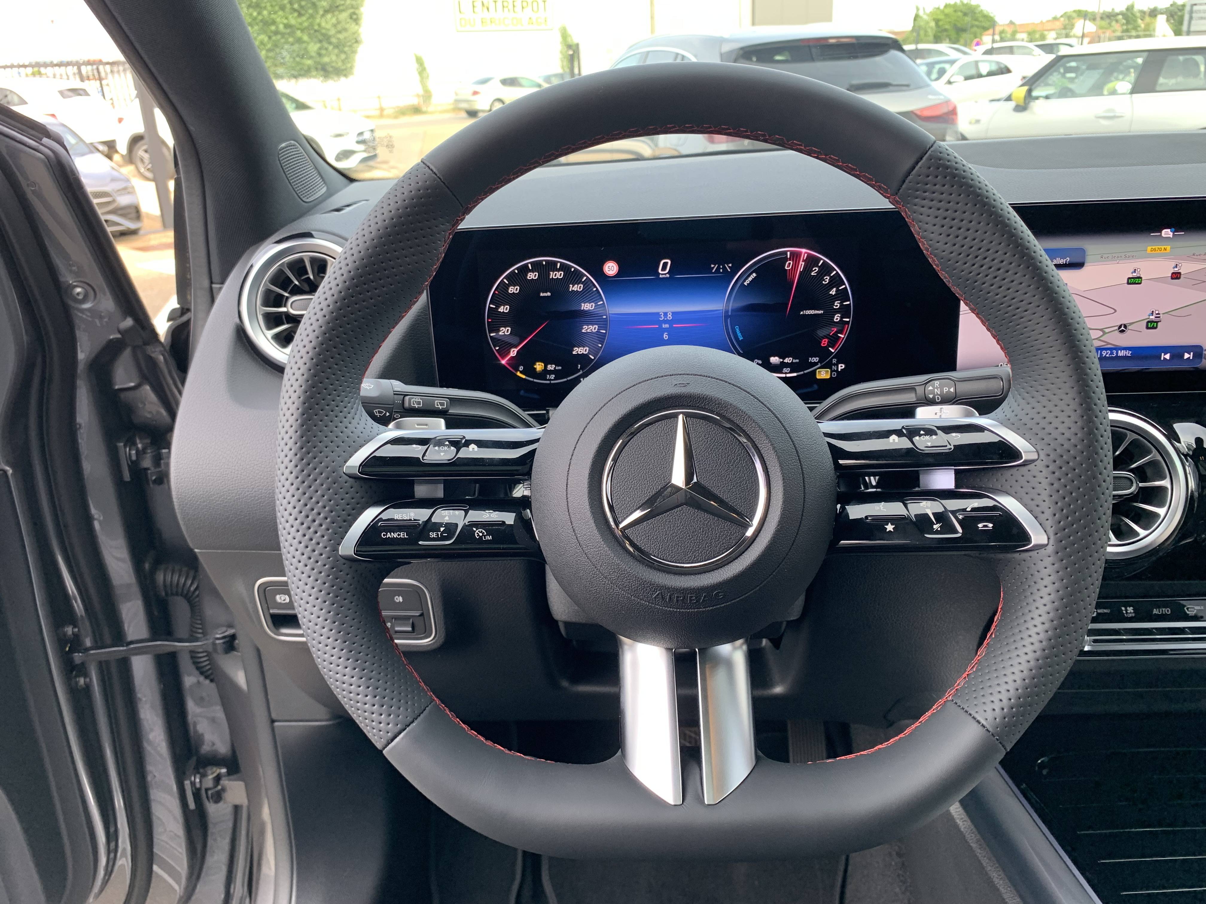 Image Mercedes-Benz CLASSE B 250 e Hybrid EQ AMG Line  Classe B 250 e Hybrid EQ AMG Line