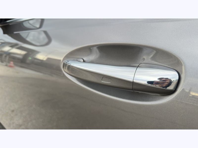 Image Mercedes-Benz GLB 200 d Business Line  