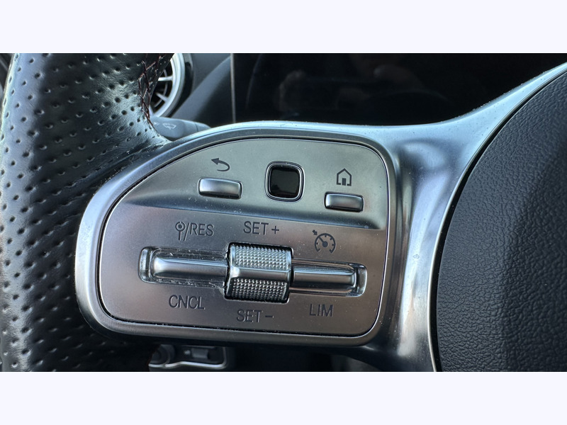 Image Mercedes-Benz EQA 250 AMG Line  