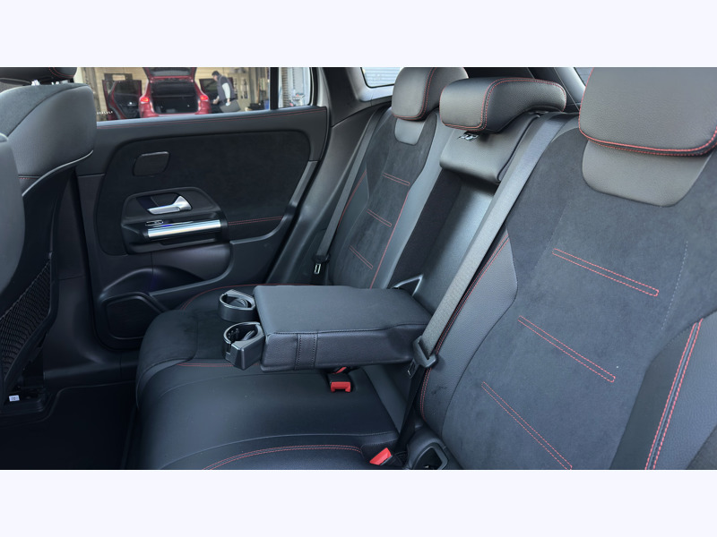 Image Mercedes-Benz EQA 250 AMG Line  