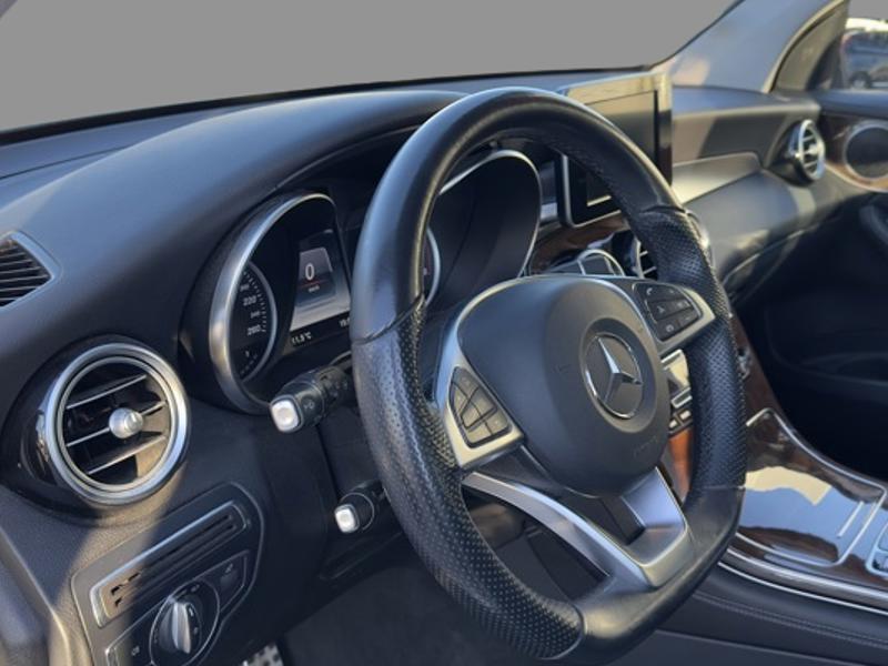 Image Mercedes-Benz GLC SUV GLC 220 d 4MATIC SUV Night Edition  