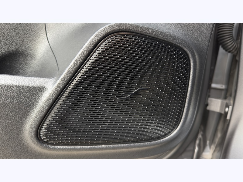 Image Mercedes-Benz GLA 200 AMG Line  GLA 200 7G-DCT AMG Line