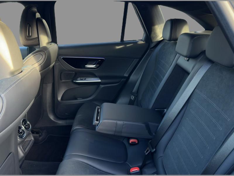 Image Mercedes-Benz GLC SUV GLC 300 e  Hybrid EQ 4MATIC AMG Line  