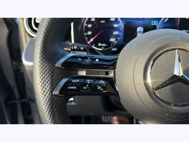Image Mercedes-Benz GLC SUV GLC 300 e  Hybrid EQ 4MATIC AMG Line  