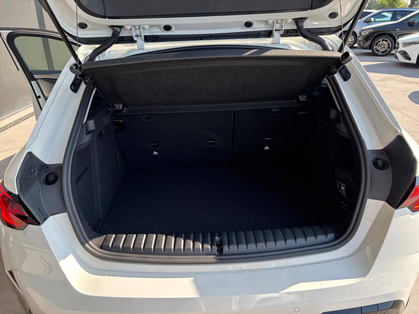 Image BMW 1 LIM. 116 M Sport Design   