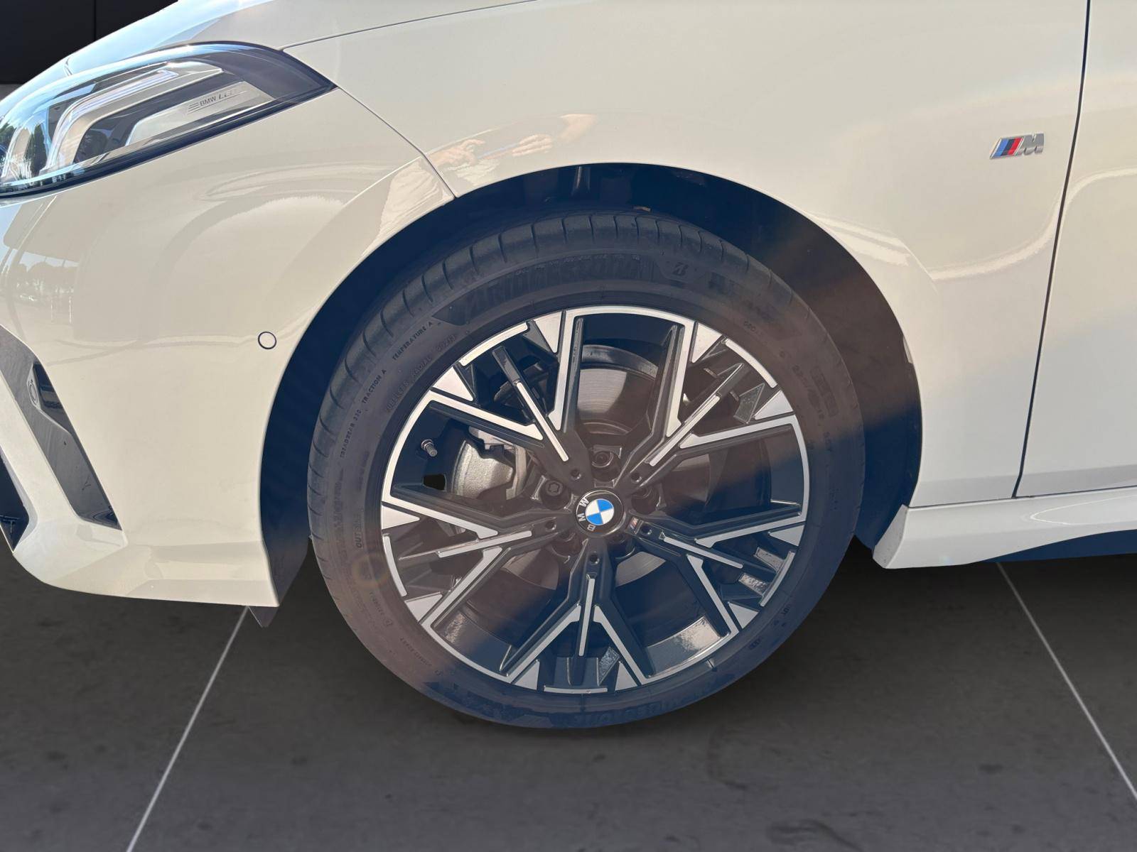 Image BMW 1 LIM. 116 M Sport Design   