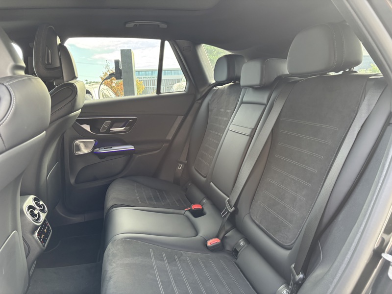 Image Mercedes-Benz GLC SUV GLC 300 e  Hybrid EQ 4MATIC AMG Line +  GLC 300 e  Hybrid EQ 4MATIC AMG Line +