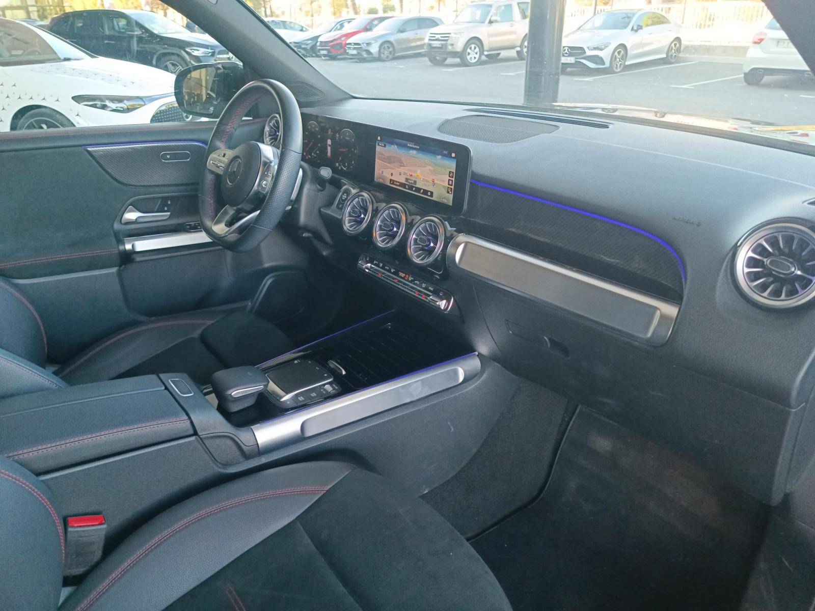 Image Mercedes-Benz GLB 200 d AMG Line  GLB 200 d AMG Line