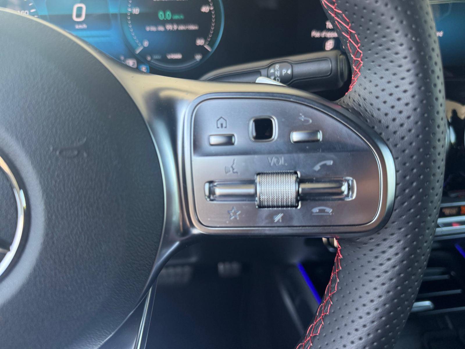 Image Mercedes-Benz EQB 250 AMG Line  EQB 250 AMG Line