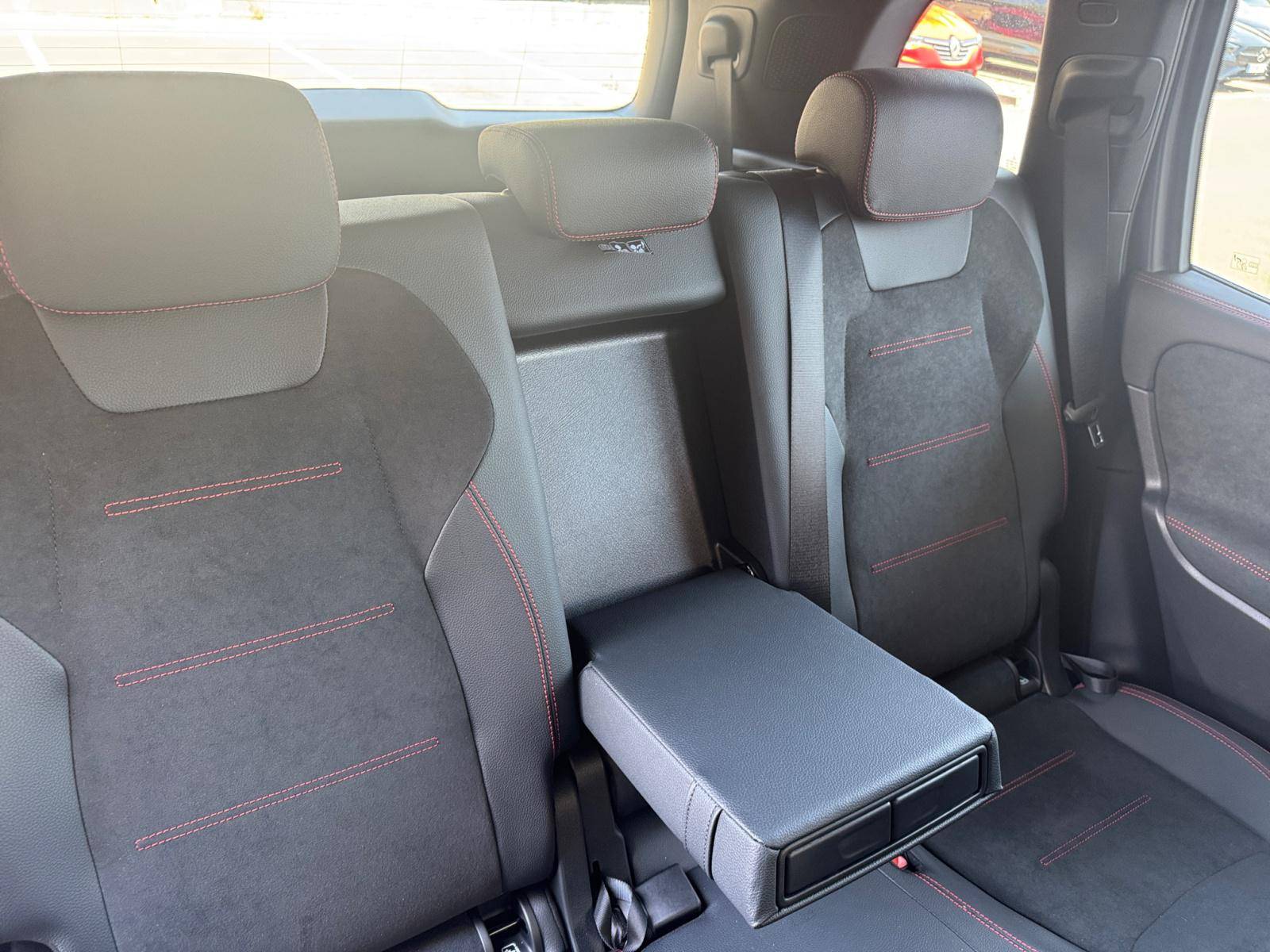 Image Mercedes-Benz EQB 250 AMG Line  EQB 250 AMG Line