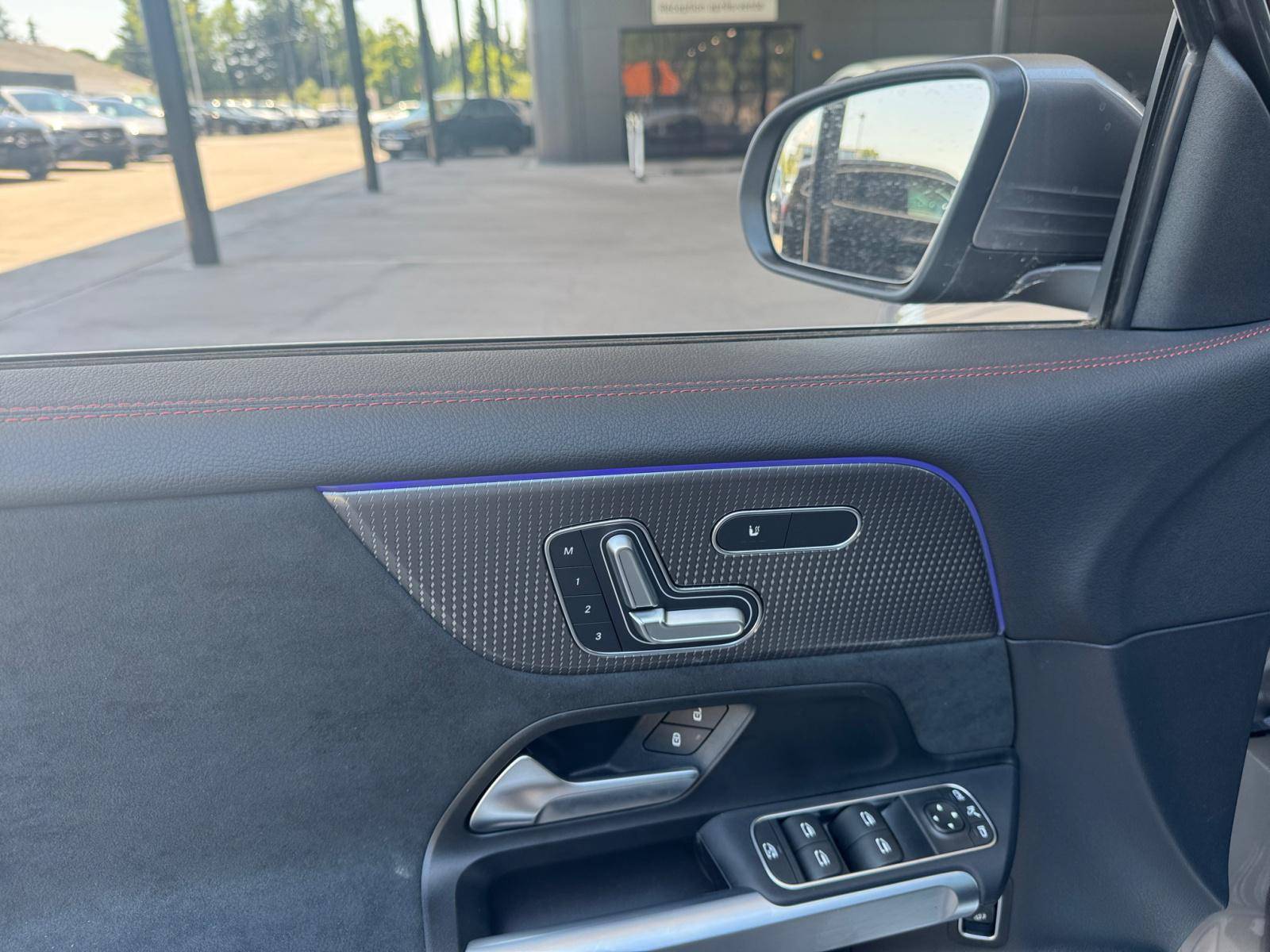 Image Mercedes-Benz EQB 250 AMG Line  EQB 250 AMG Line