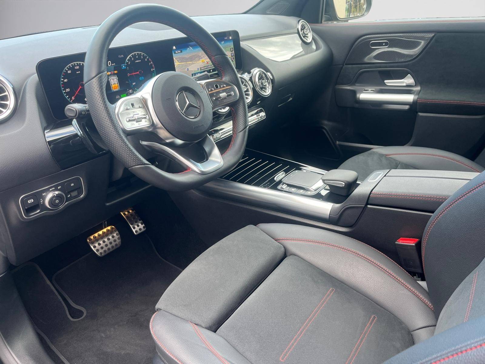 Image Mercedes-Benz GLA 250 e AMG Line  GLA 250 e AMG Line