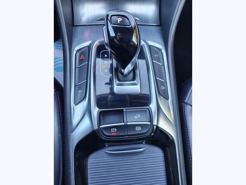 Image MG EHS Luxury PHEV  1.5 258 ch BVA10