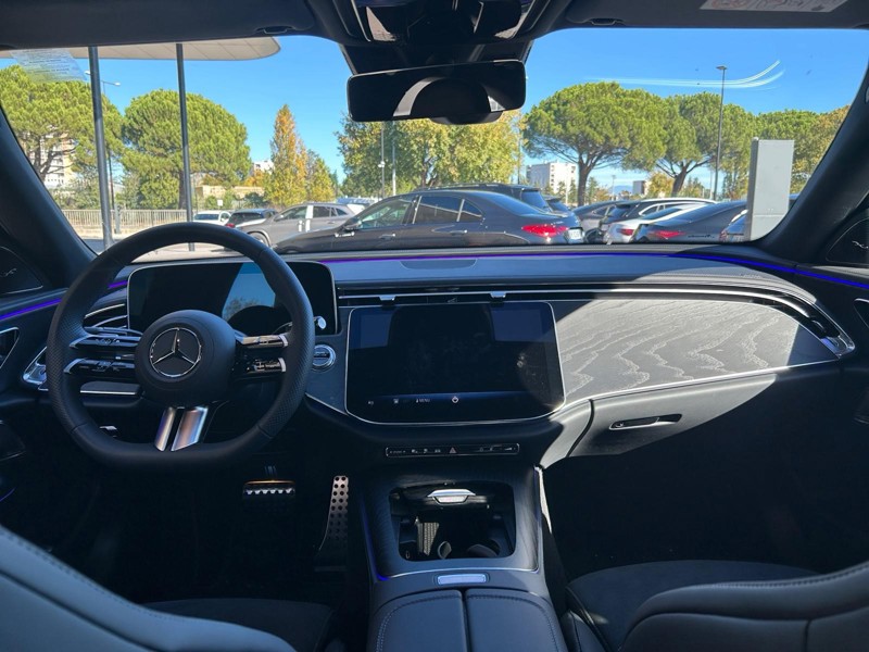 Image Mercedes-Benz CLASSE E BERLINE Classe E 300 de AMG Line Berline  Classe E 300 d e Hybrid EQ AMG Line Berline