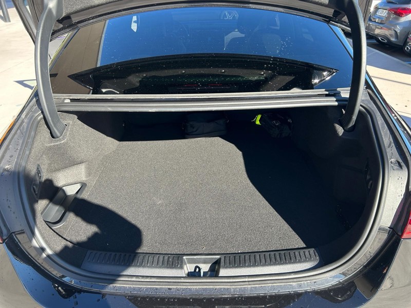 Image Mercedes-Benz CLASSE E BERLINE Classe E 300 de AMG Line Berline  Classe E 300 d e Hybrid EQ AMG Line Berline