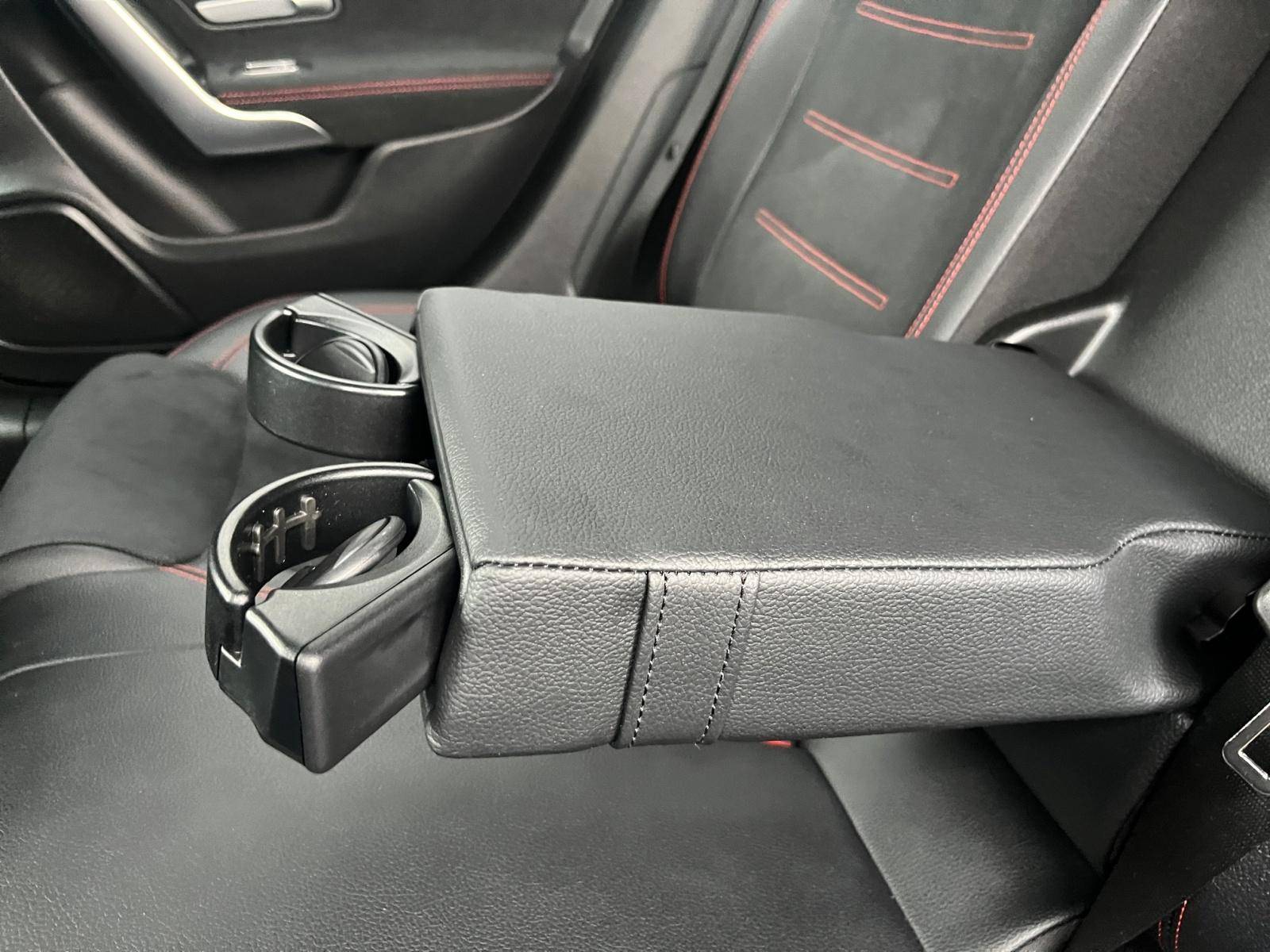 Image Mercedes-Benz CLASSE A 200 d AMG Line  A200D AMG LINE 8G-DCT