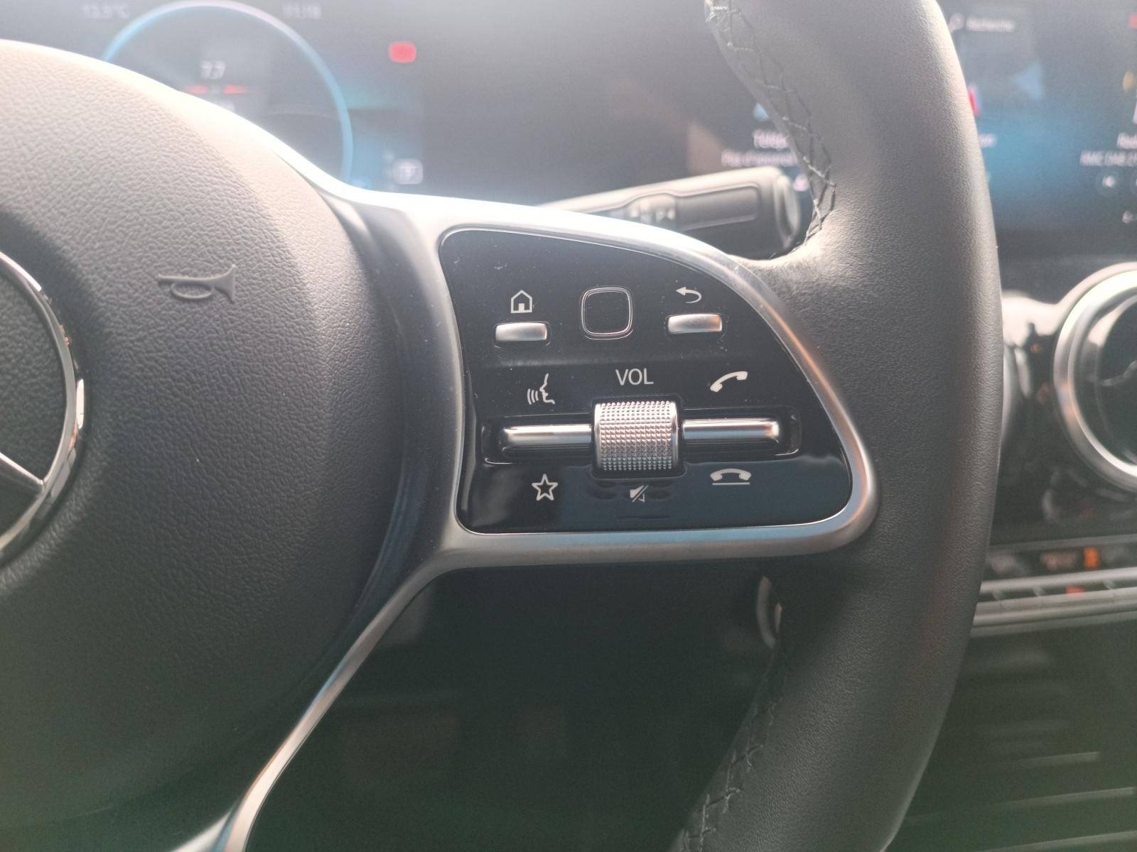 Image Mercedes-Benz GLA 250 e Progressive Line  GLA 250  E Progressive Line