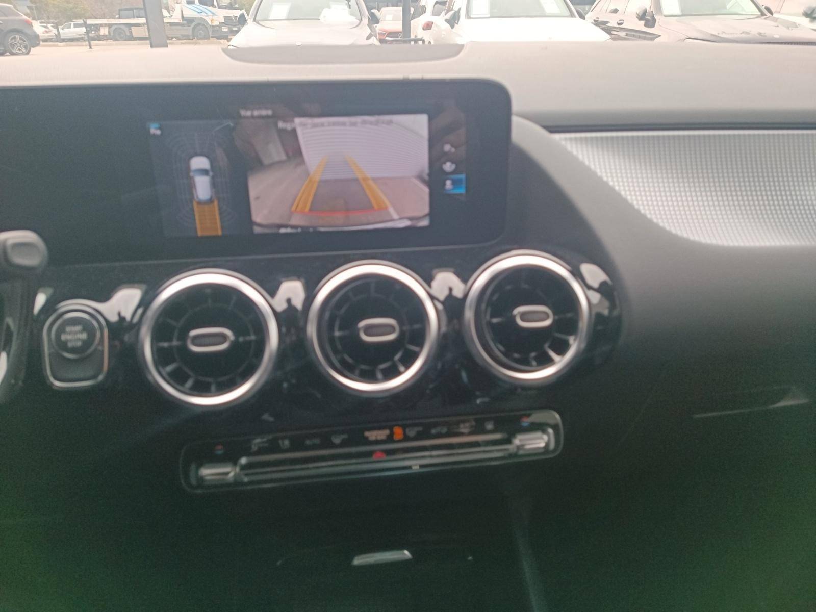 Image Mercedes-Benz GLA 250 e Progressive Line  GLA 250  E Progressive Line