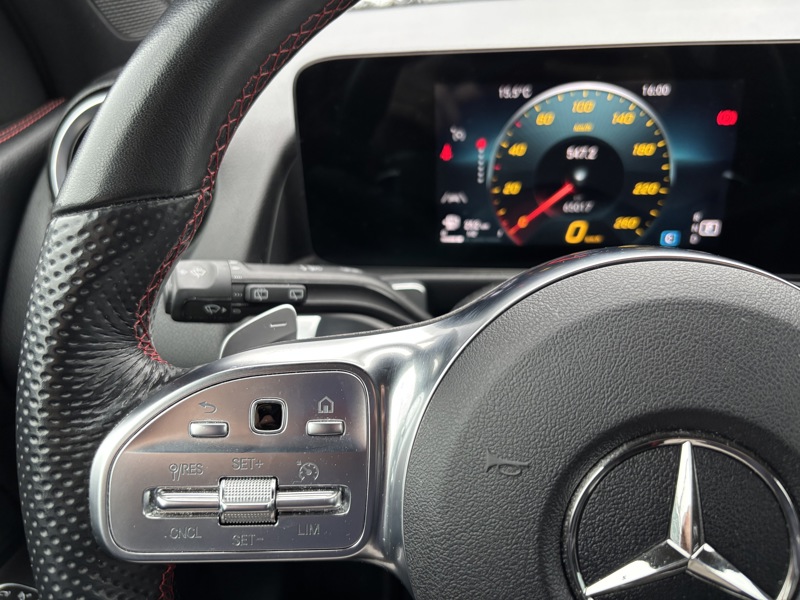 Image Mercedes-Benz GLB 200 d AMG Line  