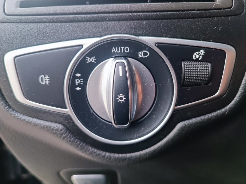 Image Mercedes-Benz GLC SUV GLC 300de 4MATIC SUV AMG Line  