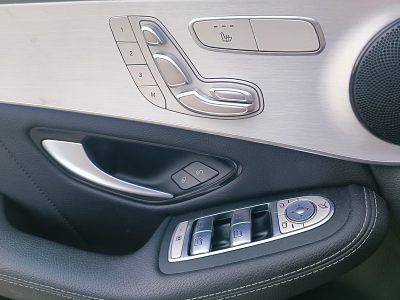 Image Mercedes-Benz GLC SUV GLC 300de 4MATIC SUV AMG Line  