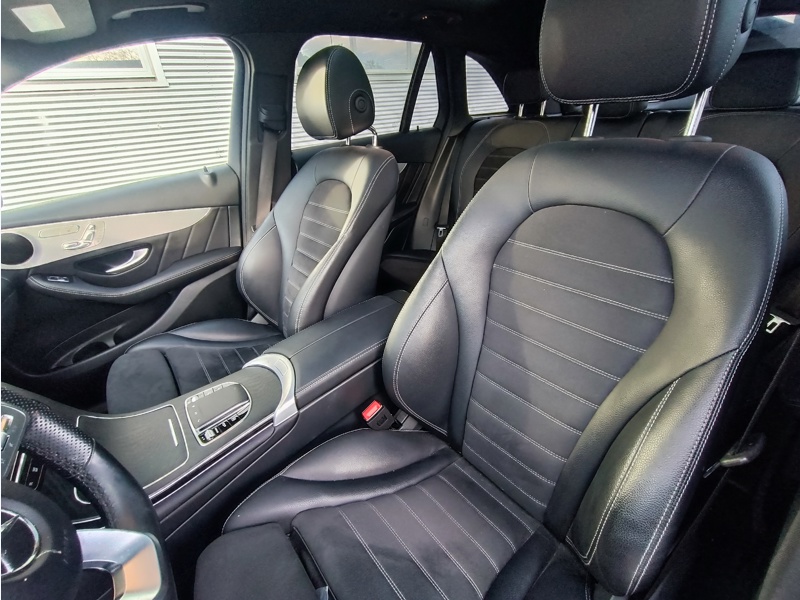 Image Mercedes-Benz GLC SUV GLC 300de 4MATIC SUV AMG Line  