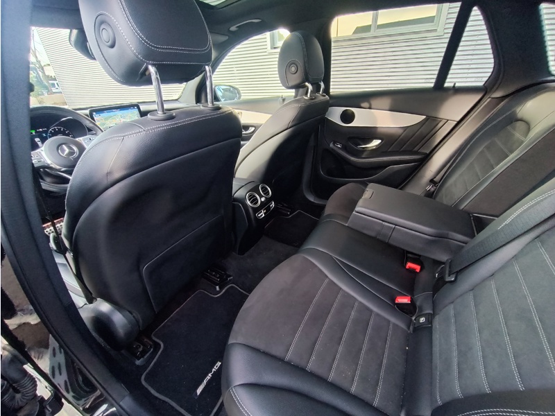 Image Mercedes-Benz GLC SUV GLC 300de 4MATIC SUV AMG Line  