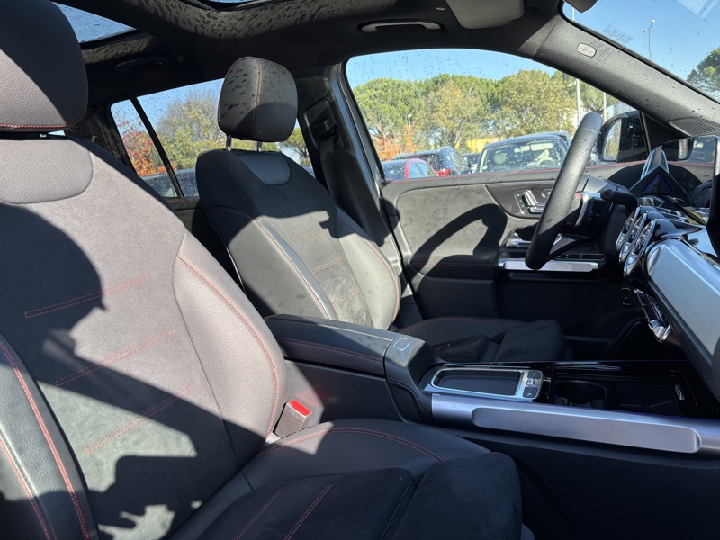 Image Mercedes-Benz GLB 200 d AMG Line AMG Line GLB 200 d AMG Line