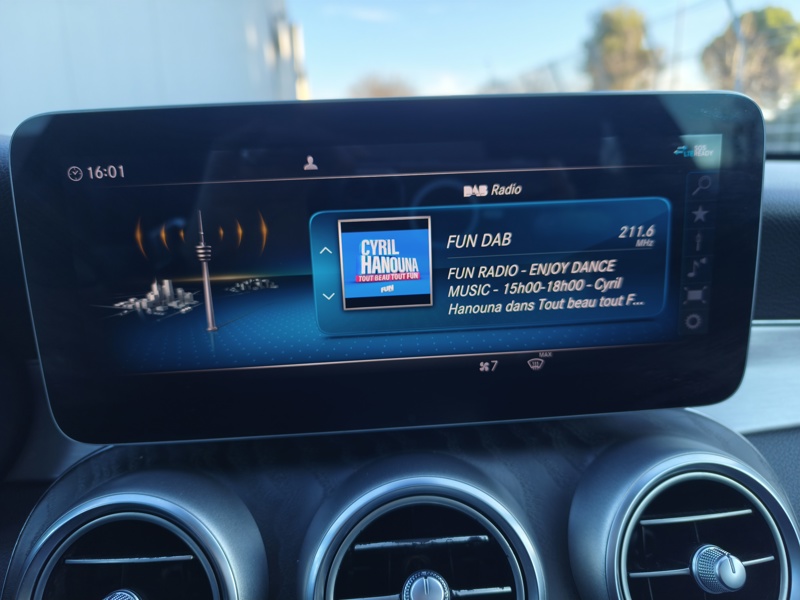 Image Mercedes-Benz CLASSE C COUPÉ Classe C 200 Coupé AMG Line  