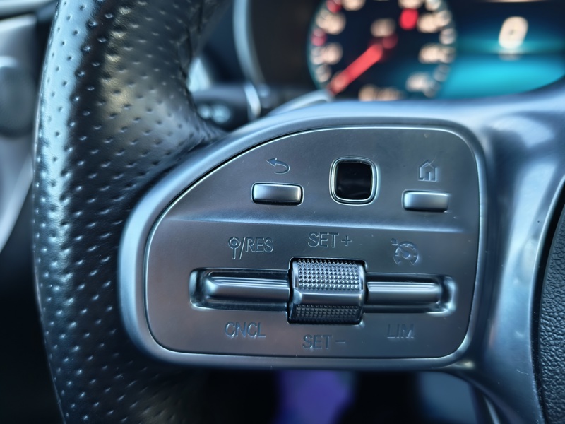 Image Mercedes-Benz CLASSE C COUPÉ Classe C 200 Coupé AMG Line  