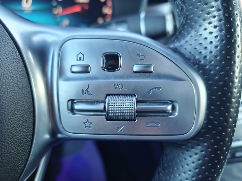 Image Mercedes-Benz CLASSE C COUPÉ Classe C 200 Coupé AMG Line  