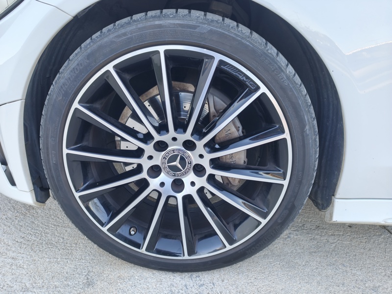 Image Mercedes-Benz CLASSE C COUPÉ Classe C 200 Coupé AMG Line  