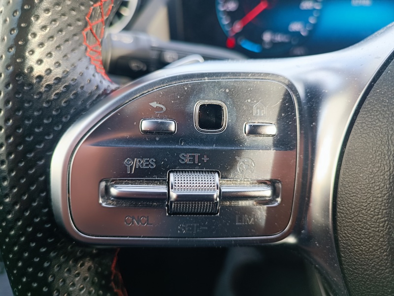 Image Mercedes-Benz GLA 200 d AMG Line  