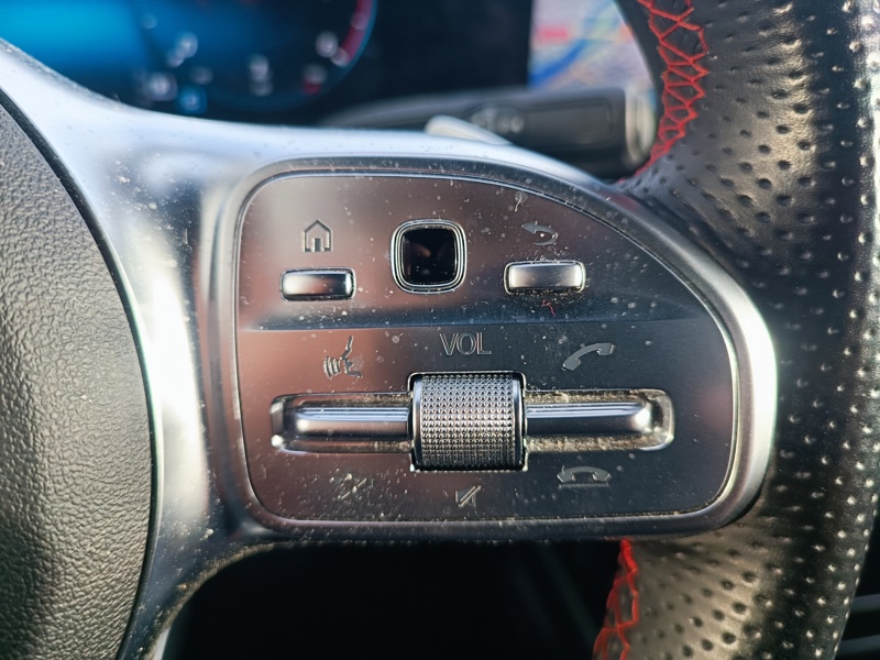 Image Mercedes-Benz GLA 200 d AMG Line  