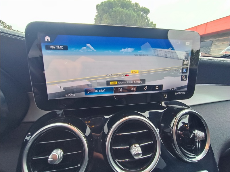 Image Mercedes-Benz GLC SUV GLC 220 d 4MATIC SUV Business Line  