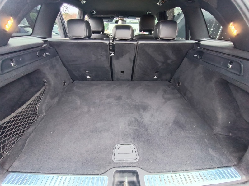 Image Mercedes-Benz GLC SUV GLC 220 d 4MATIC SUV Business Line  