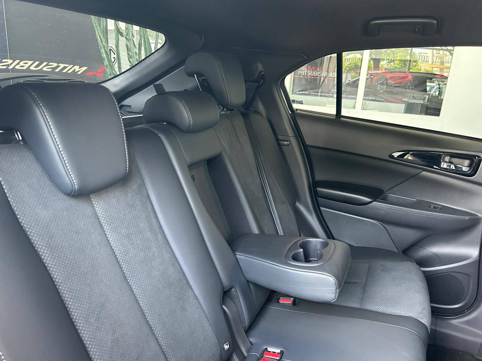 Image Mitsubishi ECLIPSE CROSS Plus Hybrid 4WD  