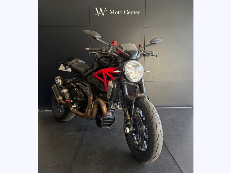 Image Ducati MONSTER 1200 R MONSTER 1200 R  MONSTER 1200 R
