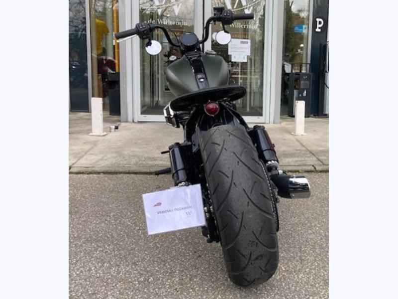 Image INDIAN MOTORCYCLE CHIEF BOBBER DARK HORSE SAGE BRUSH  