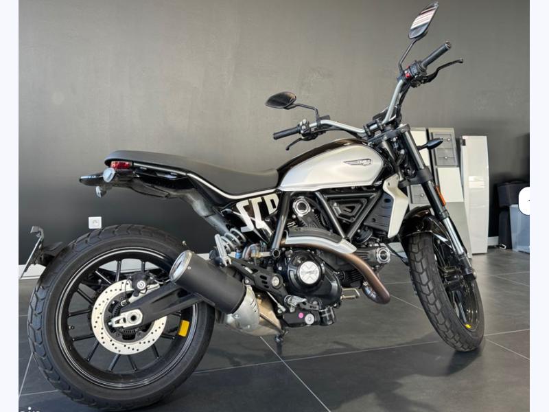 Image Ducati DUCATI SCRAMBLER ICON   