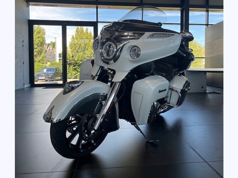 Image INDIAN MOTORCYCLE ROADMASTER PEARL WHITE   