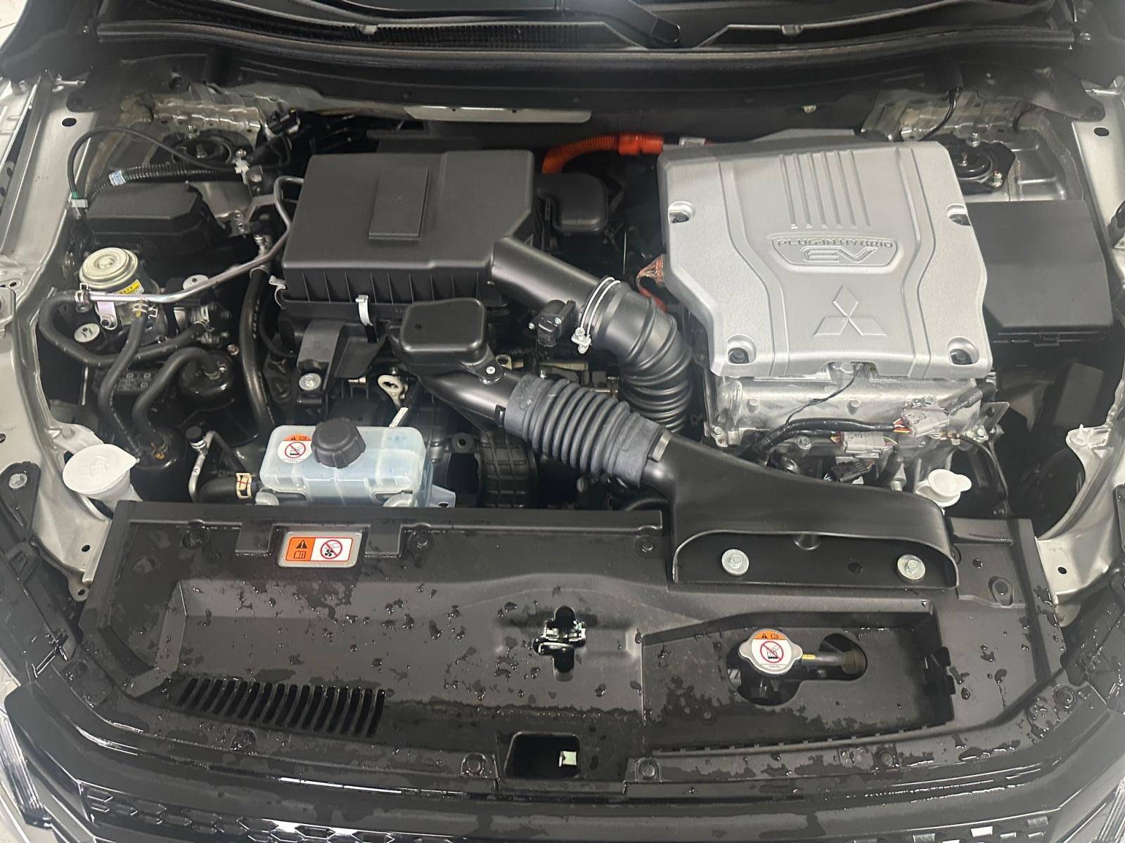 Image Mitsubishi ECLIPSE CROSS 2.4 Twin Motor 4WD Business  ECLIPSE CROSS PHEV BUSINESS MY23