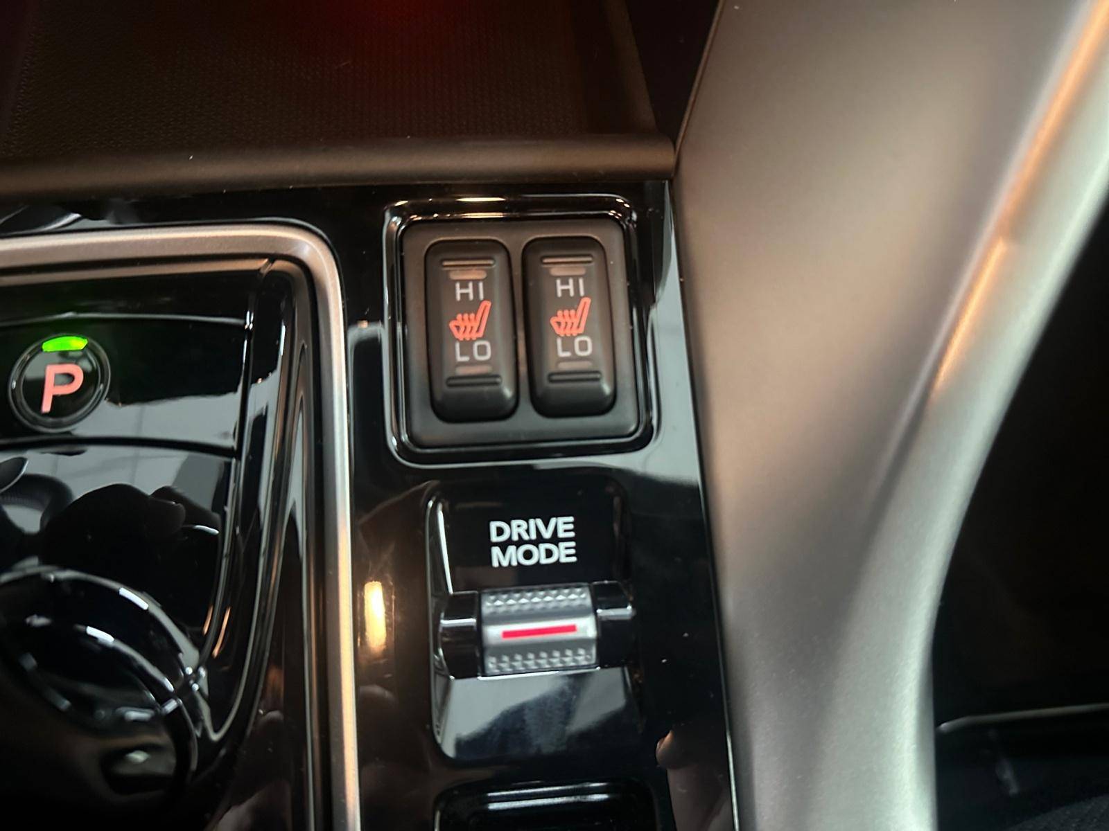 Image Mitsubishi ECLIPSE CROSS 2.4 Twin Motor 4WD Business  ECLIPSE CROSS PHEV BUSINESS MY23