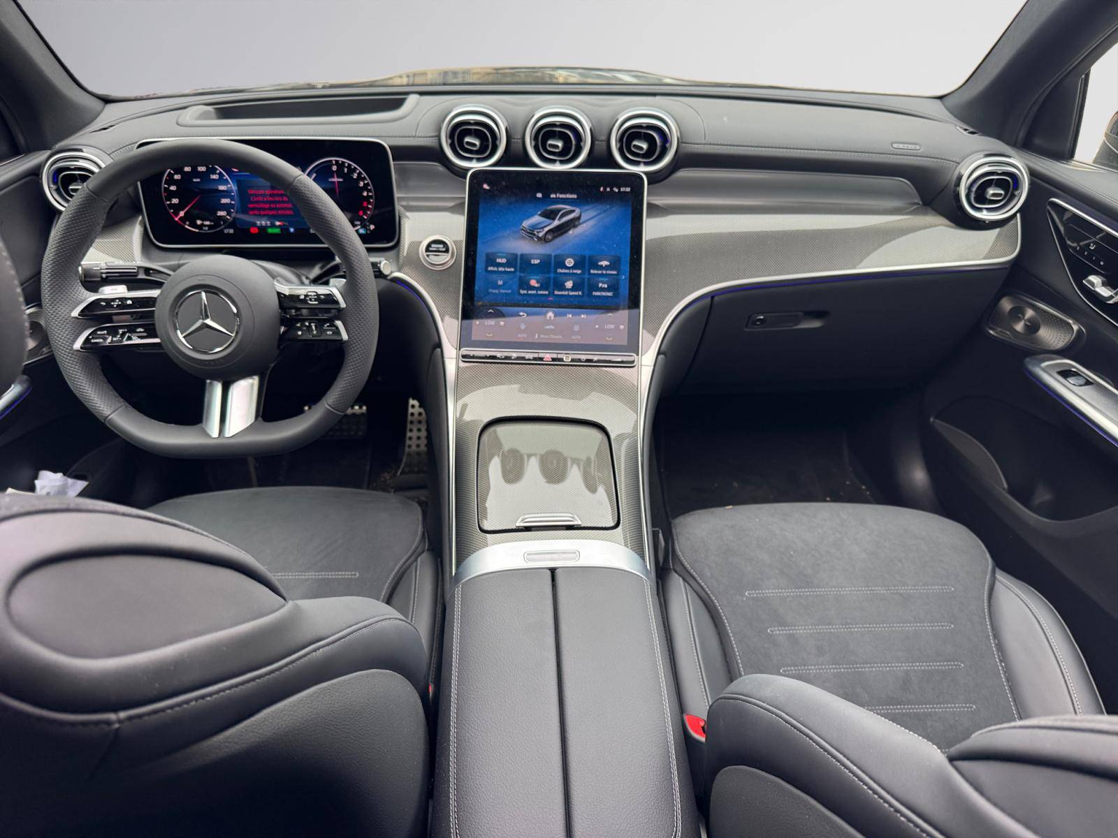 Image Mercedes-Benz GLC COUPÉ GLC 300 de Hybrid EQ 4MATIC Coupé AMG Line  GLC 300 d e Hybrid EQ 4MATIC Coupé AMG Line