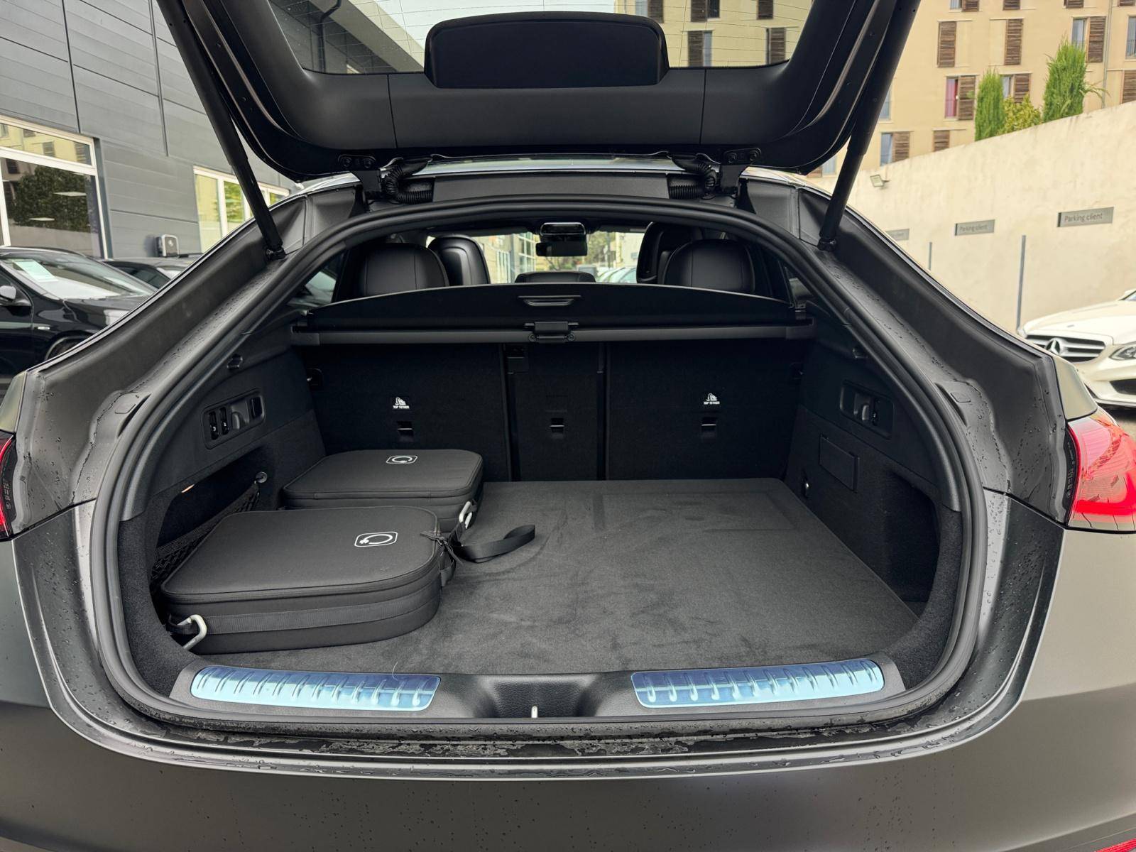 Image Mercedes-Benz GLC COUPÉ GLC 300 de Hybrid EQ 4MATIC Coupé AMG Line  GLC 300 d e Hybrid EQ 4MATIC Coupé AMG Line