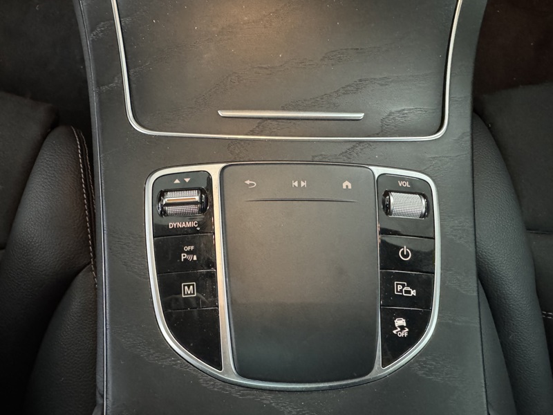 Image Mercedes-Benz GLC SUV GLC 300e 4MATIC SUV AMG Line  