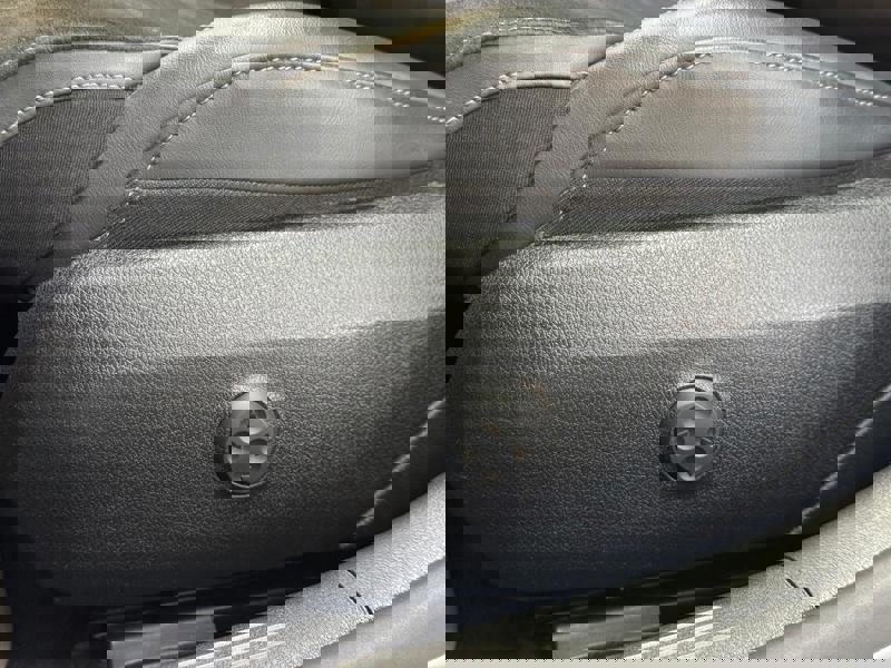 Image Mercedes-Benz CLASSE C BERLINE Classe C 300 e Hybrid EQ Berline AMG Line  