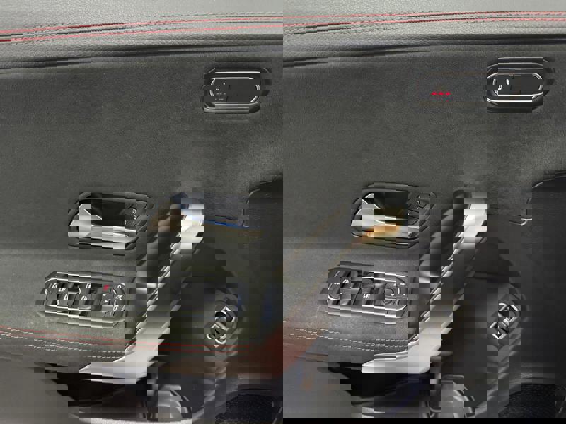 Image Mercedes-Benz CLA COUPÉ CLA 250 e Hybrid EQ Coupé AMG Line  CLA 250 e Hybrid EQ Coupé AMG Line