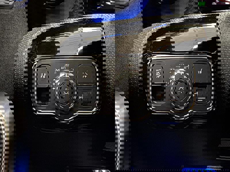 Image Mercedes-Benz CLA COUPÉ CLA 250 e Hybrid EQ Coupé AMG Line  CLA 250 e Hybrid EQ Coupé AMG Line