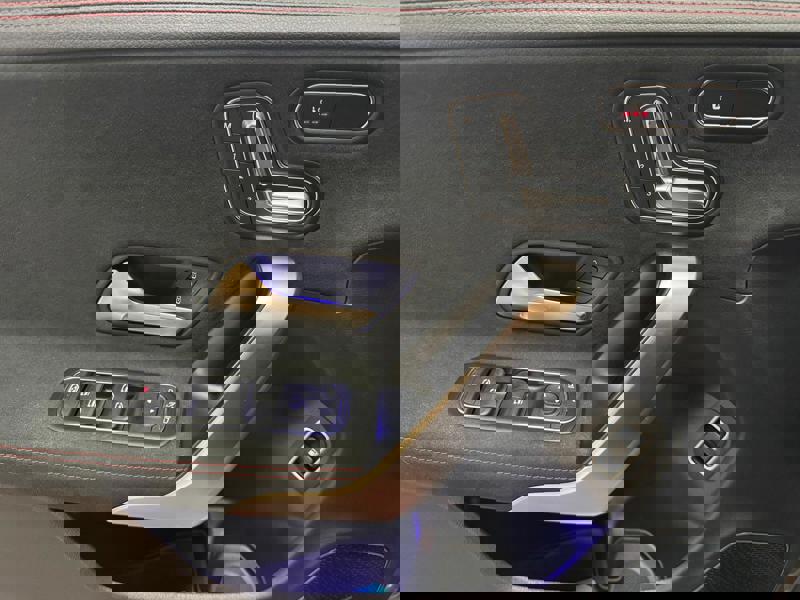 Image Mercedes-Benz CLA COUPÉ CLA 250 e Hybrid EQ Coupé AMG Line  CLA 250 e Hybrid EQ Coupé AMG Line